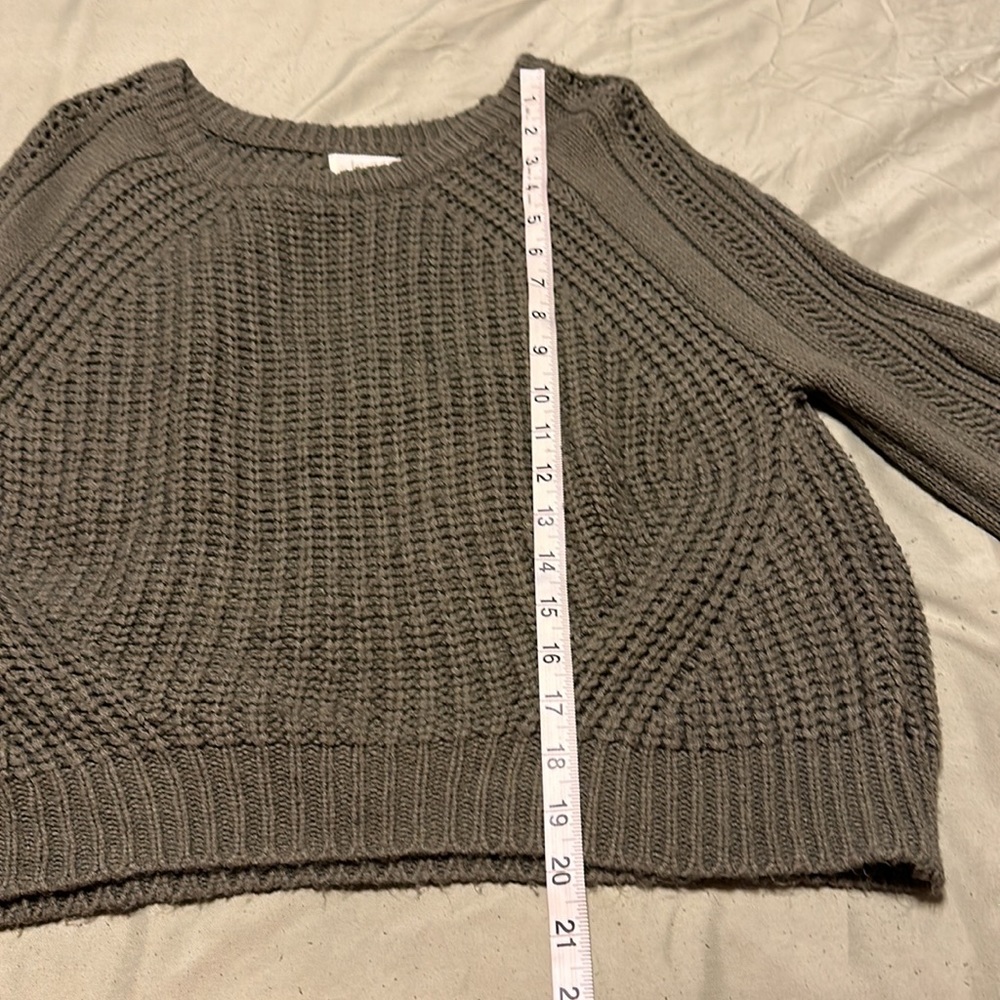 Sweater - Picture 3 of 5